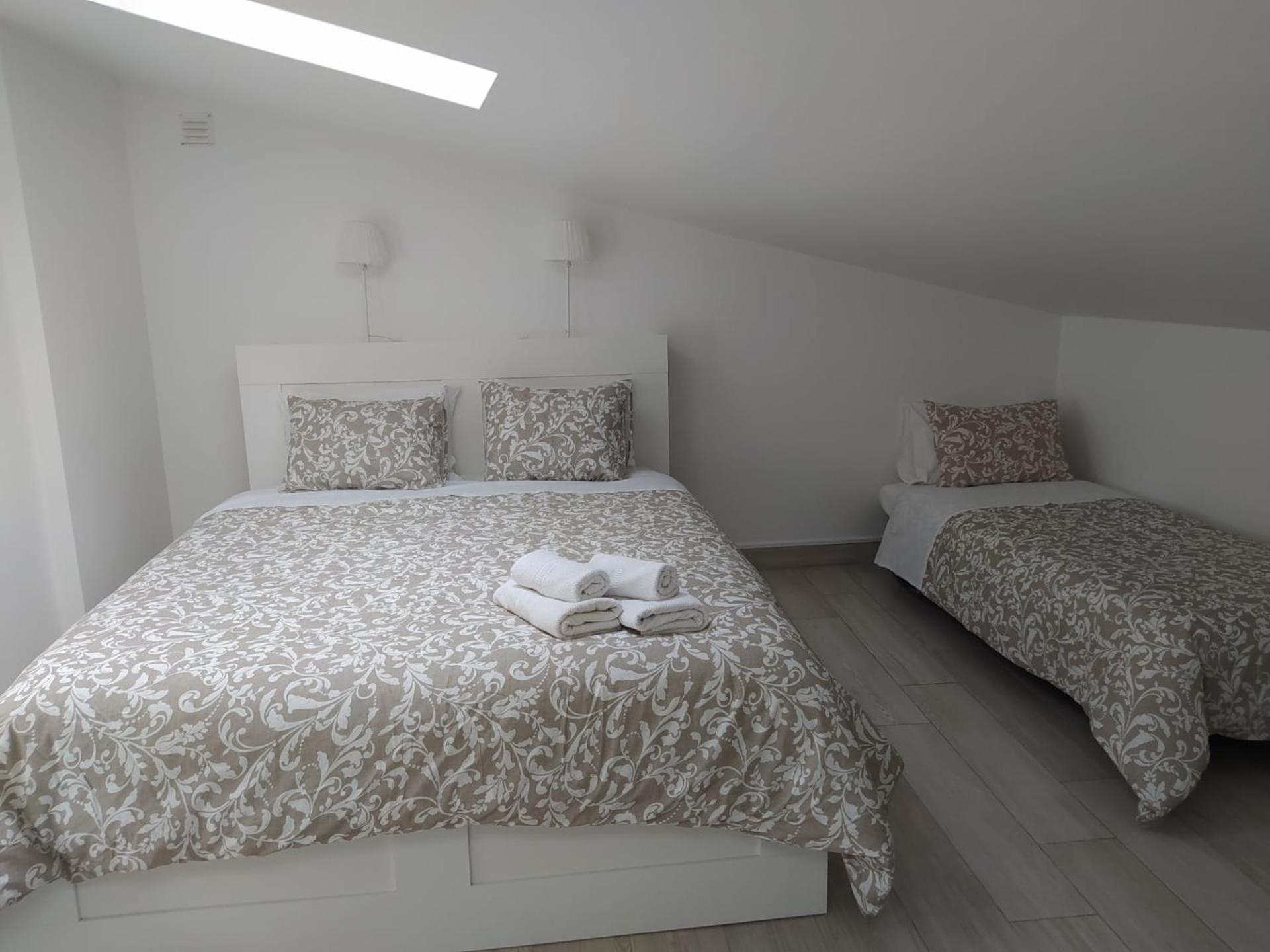Isaura Home Peniche Rum bild